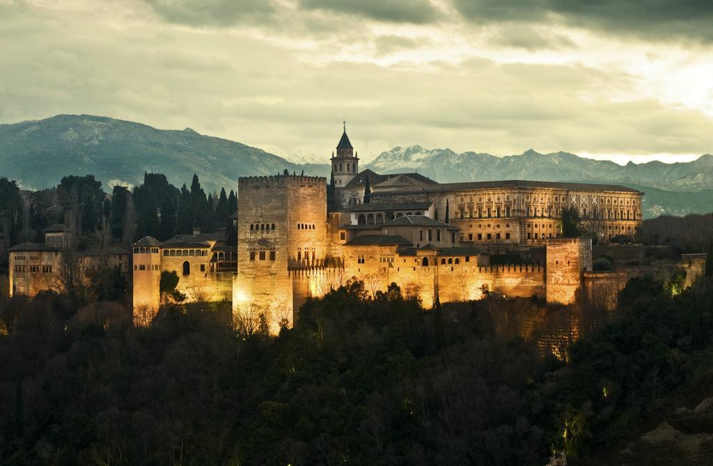 Abadia Suites Гранада Экстерьер фото