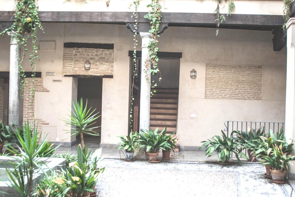 Abadia Suites Гранада Экстерьер фото
