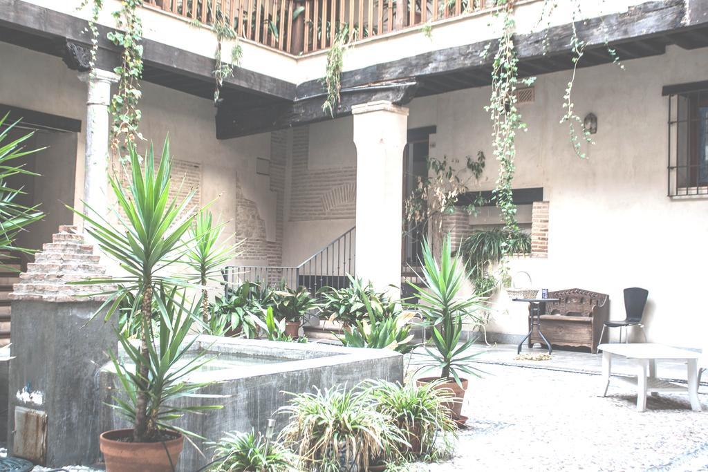 Abadia Suites Гранада Экстерьер фото
